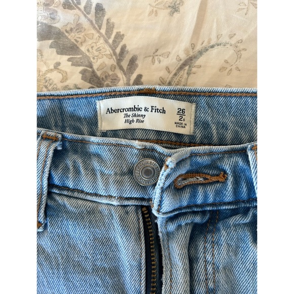Abercrombie & Fitch the skinny high rise (short) - Picture 3 of 5